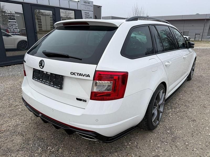 Gebraucht Skoda Octavia RS 220 PS (161 kW) 2015 Weiß Kleinwagen