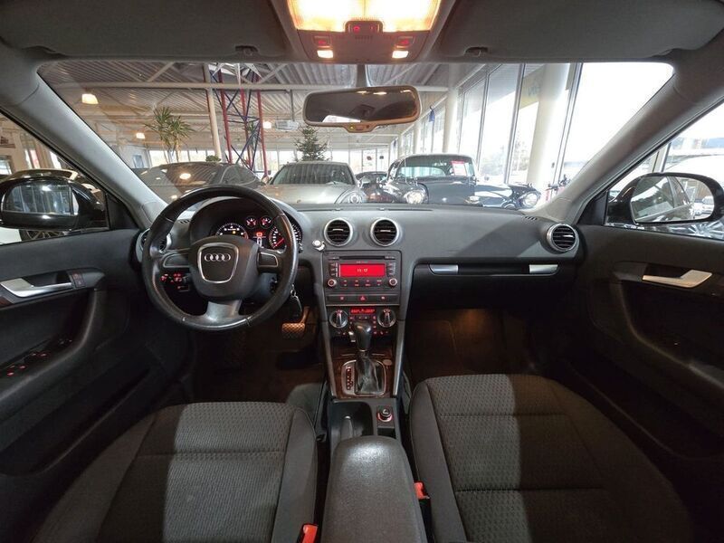 Gebraucht Audi A3 Sportback Ambiente 160 PS (117 kW) 2009 Schwarz Kleinwagen