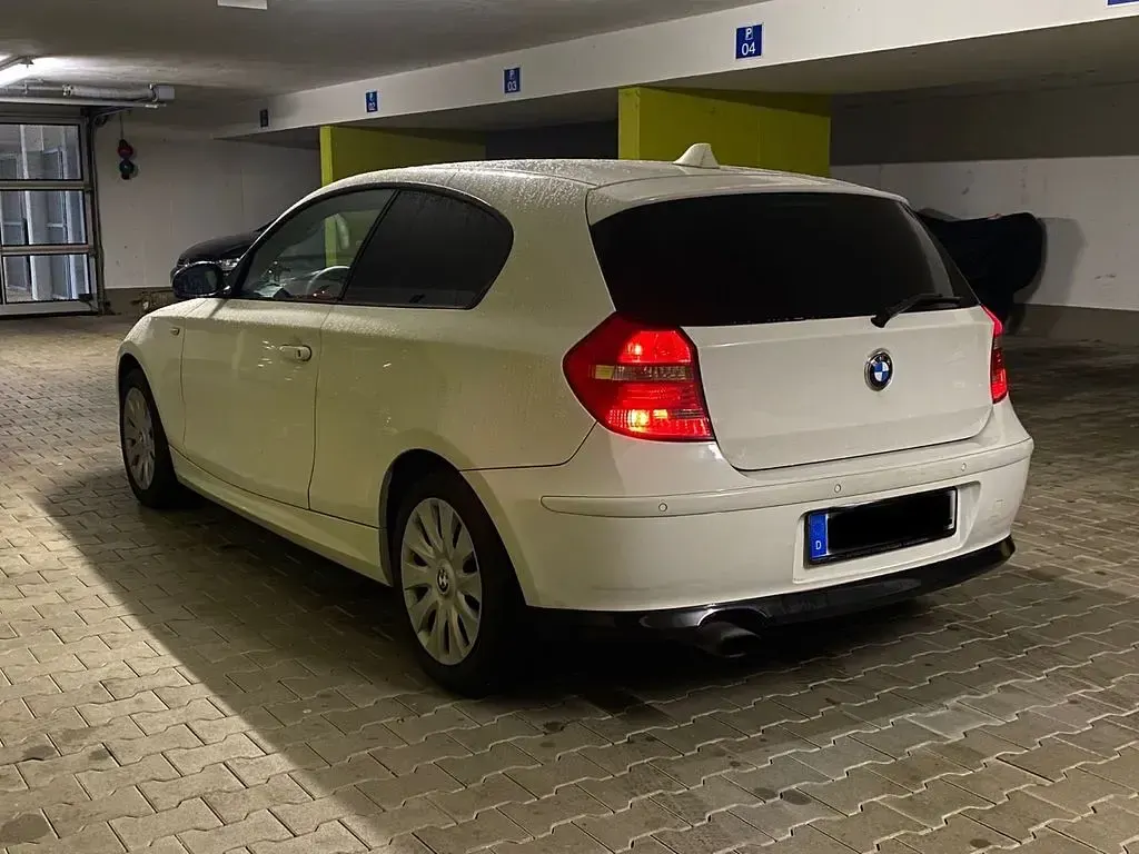Gebraucht BMW 120 Coupé Shadowline 177 PS (130 kW) 2008 Weiß Coupé
