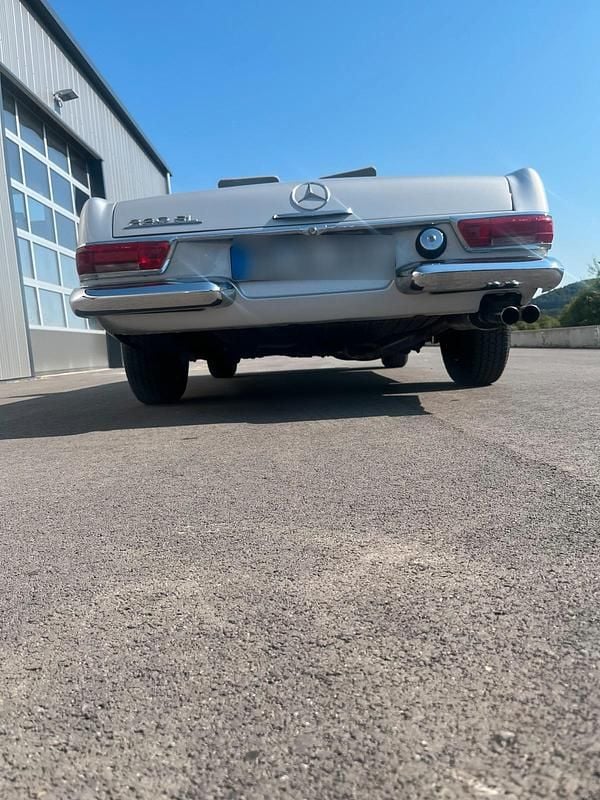 Gebraucht Mercedes W113 150 PS (110 kW) 1965 Silber Cabrio