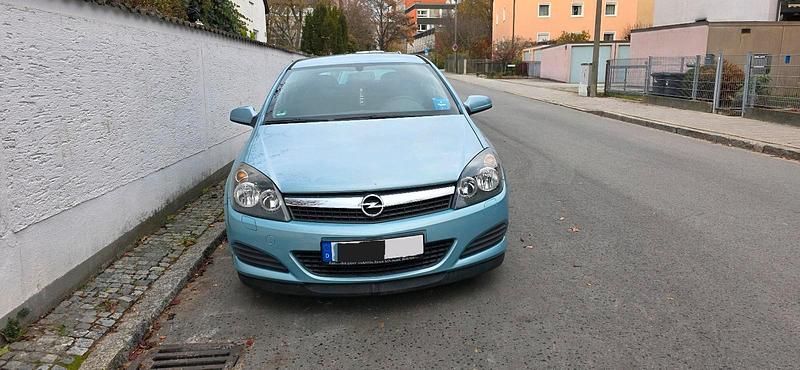 Gebraucht 2009 Opel Astra GTC Kleinwagen | 2.800 € (Fairer Preis) - Bild 1/4