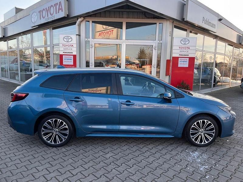 Gebraucht Toyota Corolla Club 122 PS (89 kW) 2019 Blau Kombi