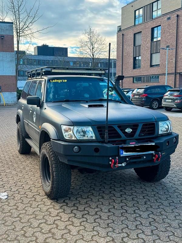Gebraucht Nissan Patrol 159 PS (116 kW) 2000 Schwarz SUV