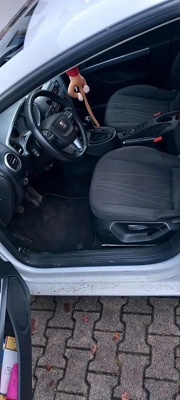 Gebraucht Seat Leon 104 PS (76 kW) 2011 Weiß Kleinwagen