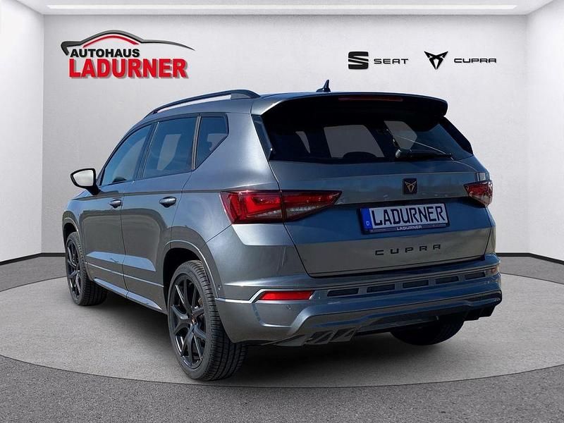 Neu Cupra Ateca 190 PS (139 kW) 2026 Grau SUV