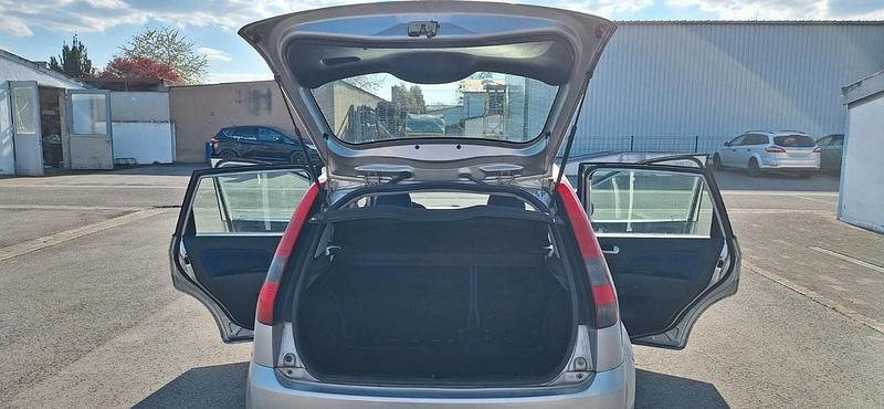 Gebraucht Ford Fiesta 59 PS (43 kW) 2004 Grau Kleinwagen