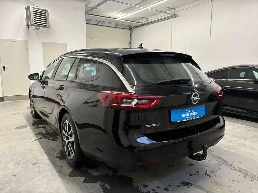 Gebraucht Opel Insignia 136 PS (100 kW) 2020 Schwarz Kombi