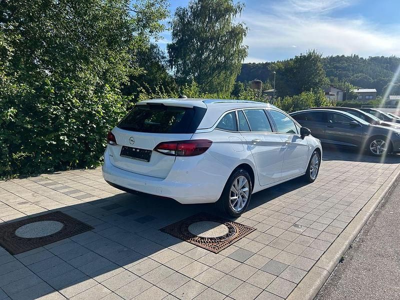 Gebraucht Opel Astra Elegance 122 PS (89 kW) 2022 Weiß Kombi