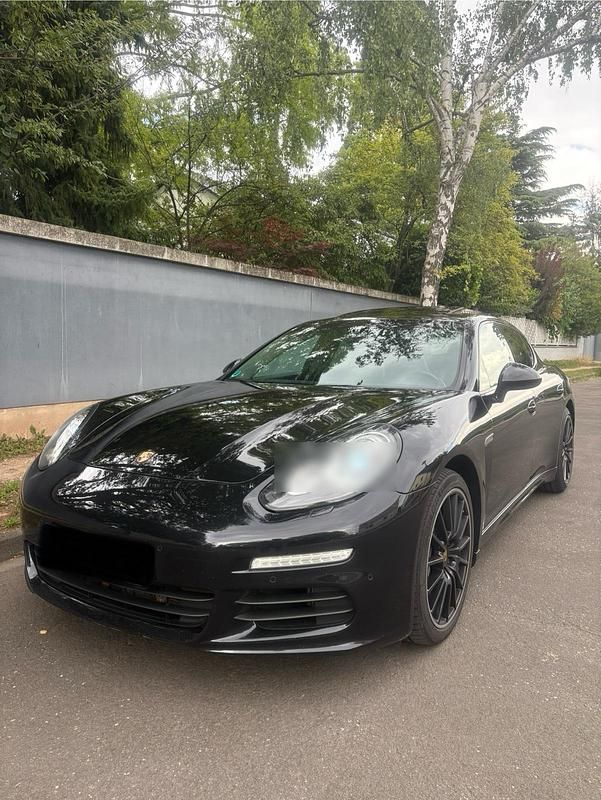Schwarz Gebraucht 2014 Porsche Panamera Turbo Limousine | 29.999 € (Superpreis) - Bild 1/4