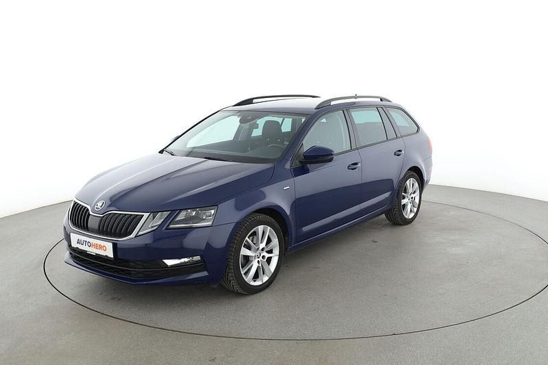 Blau Gebraucht 2018 Skoda Octavia Clever Kombi | 15.640 € (Fairer Preis) - Bild 1/3