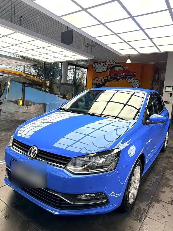 Blau Gebraucht 2015 VW Polo Kleinwagen | 10.500 € (Fairer Preis) - Bild 1/4