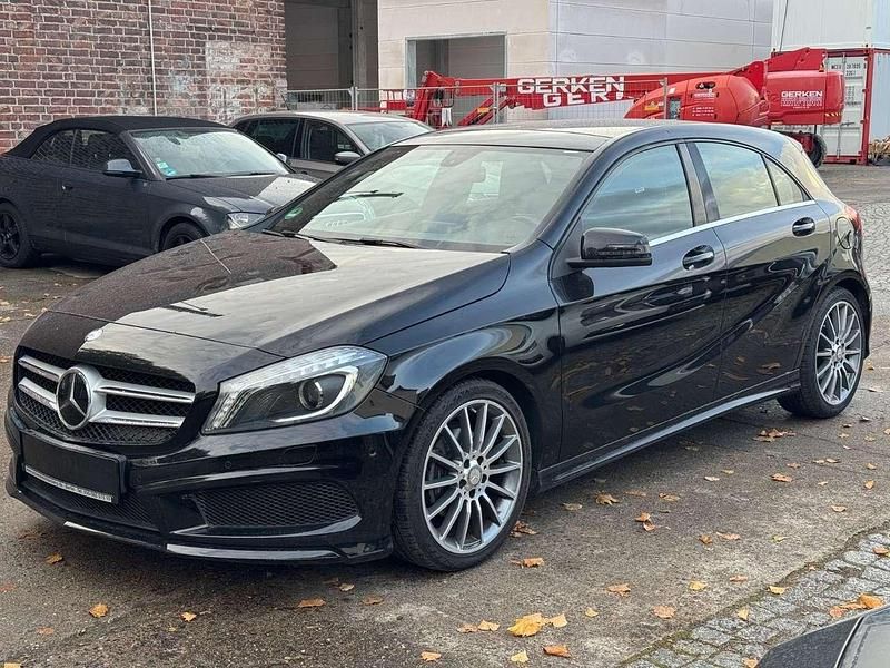 Schwarz Gebraucht 2014 Mercedes A180 AMG Kleinwagen | 13.990 € (Fairer Preis) - Bild 1/4