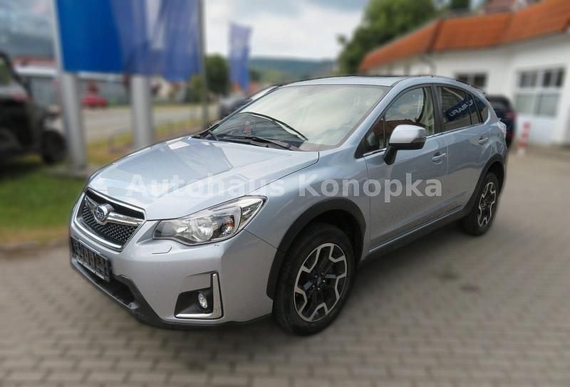 Silber metallic Gebraucht 2016 Subaru XV Exclusive+ SUV | 16.230 € (Teuer) - Bild 1/1