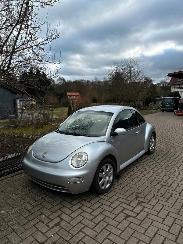 Silber Gebraucht 2002 VW Beetle Kleinwagen | 1.400 € (Superpreis) - Bild 1/4