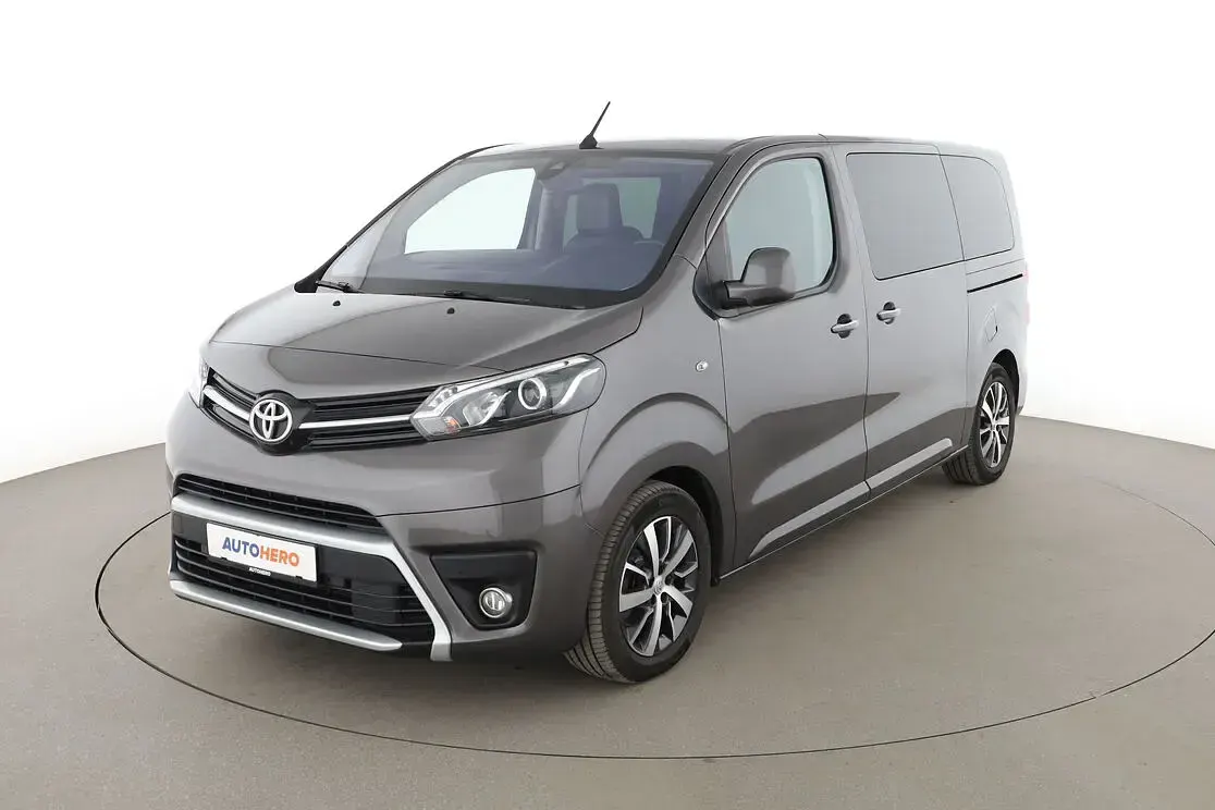 Gebraucht Toyota Proace Verso Executive 177 PS (130 kW) 2023 Kombi