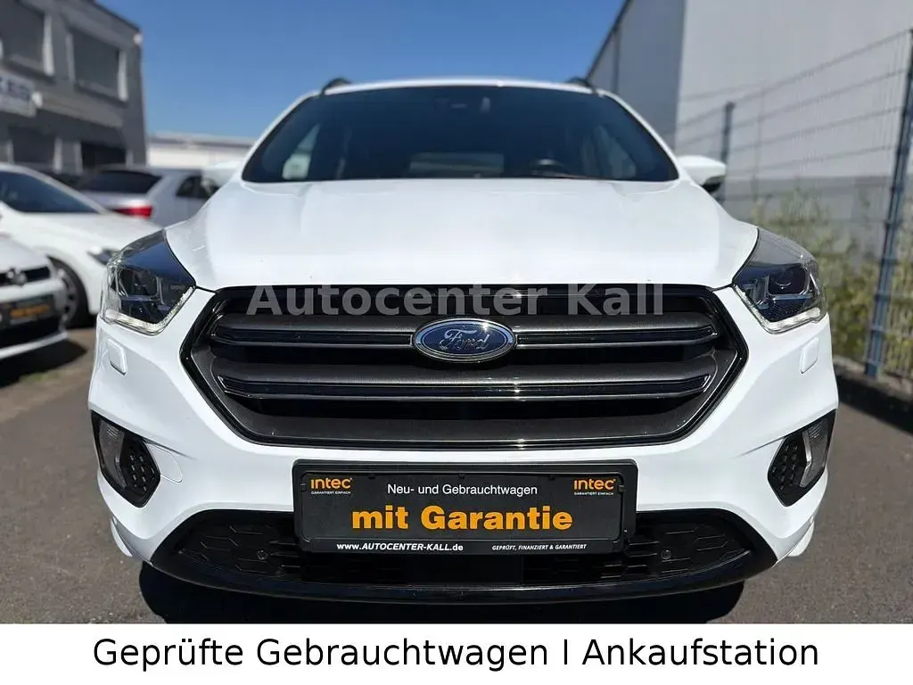 Gebraucht Ford Kuga ST-Line 179 PS (131 kW) 2018 Weiß SUV