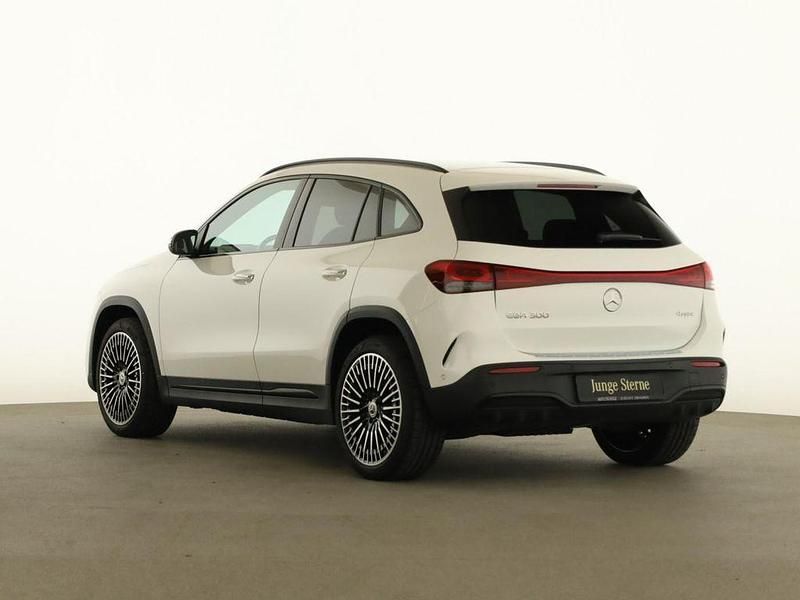 Gebraucht Mercedes EQA300 AMG 167 kW (228 PS) 2023 Weiß SUV