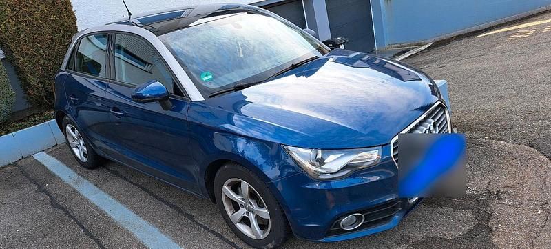 Gebraucht Audi A1 S-Line 122 PS (89 kW) 2014 Blau Kleinwagen
