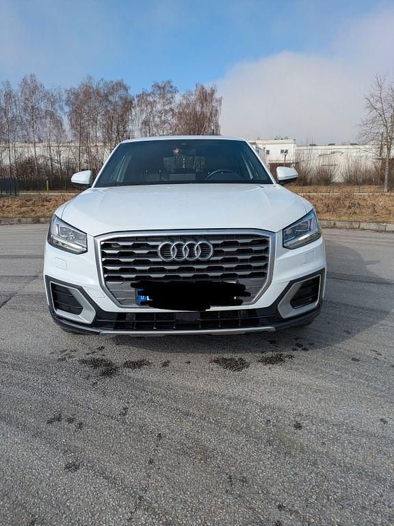 Gebraucht Audi Q2 S-Line 150 PS (110 kW) 2016 Weiß SUV