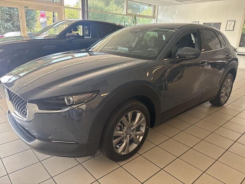 Grau Neu 2025 Mazda CX-30 Exclusive-Line SUV | 30.990 € - Bild 1/4