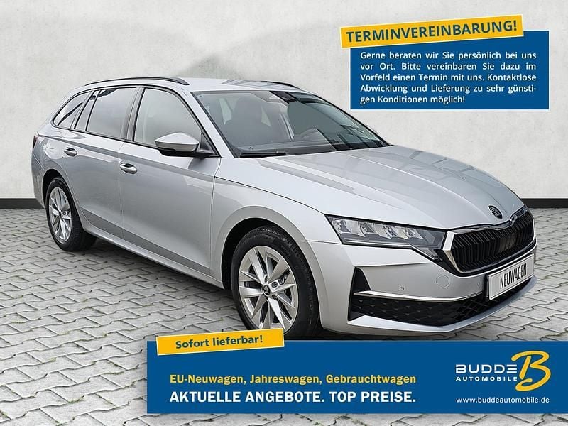 Brillantsilber metallic Neu 2025 Skoda Octavia Selection Kombi | 33.880 € (Superpreis) - Bild 1/4