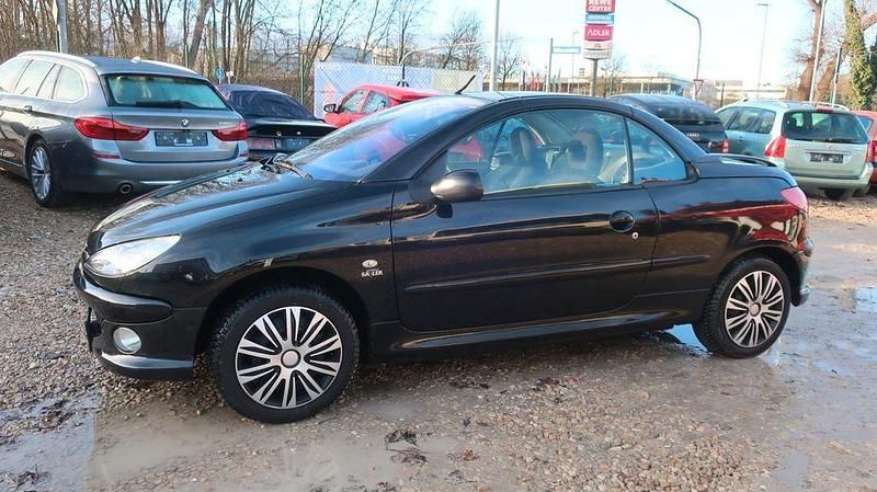 Gebraucht Peugeot 206 CC Filou 109 PS (80 kW) 2005 Schwarz Cabrio
