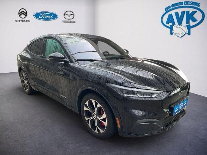 Schwarz Gebraucht 2023 Ford Mustang Mach-E Premium SUV | 39.900 € (Etwas zu teuer) - Bild 1/4