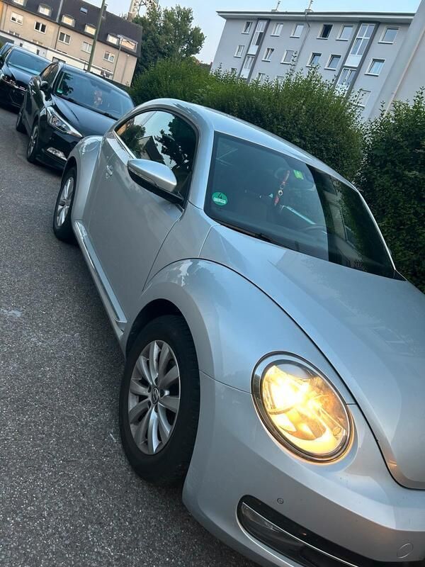 Silber Gebraucht 2014 VW Beetle Limousine | 10.500 € (Fairer Preis) - Bild 1/4
