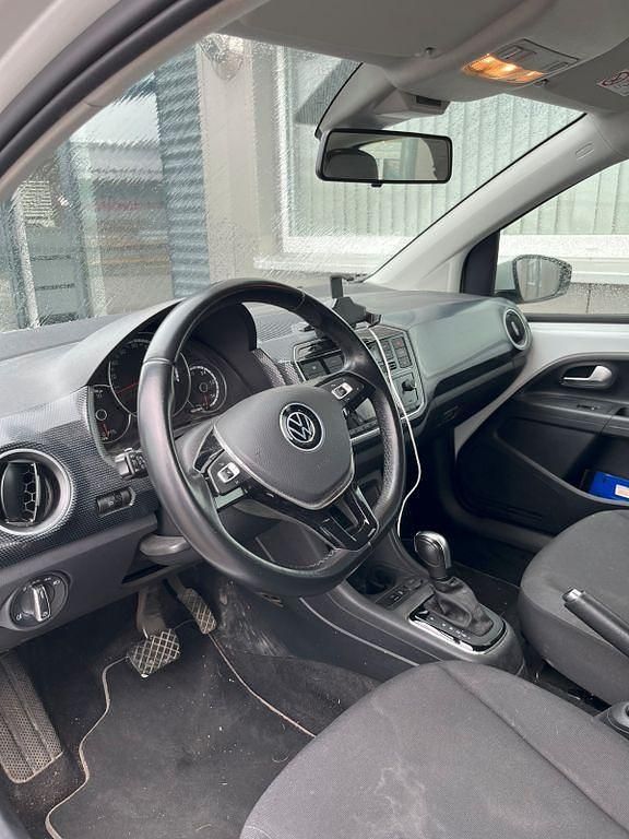 Gebraucht VW e-up! 61 kW (83 PS) 2021 Weiß Kleinwagen