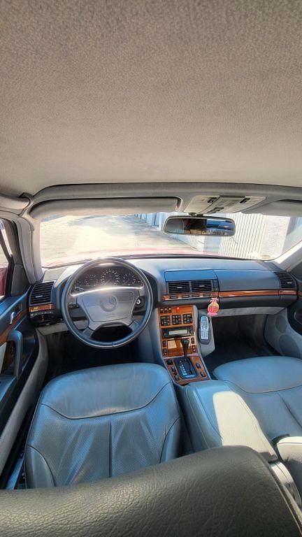 Rot Gebraucht 1992 Mercedes 500 Limousine | 10.750 € - Bild 1/4