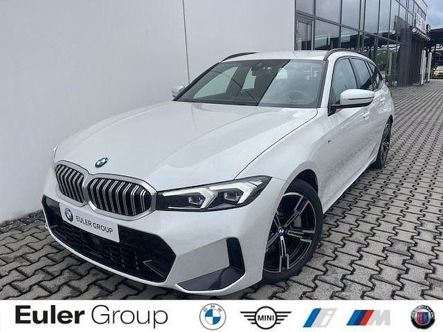 Weiss Gebraucht 2024 BMW 330 Performance Kombi | 43.580 € (Guter Preis) - Bild 1/2