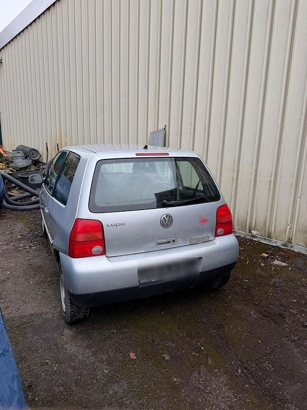 Gebraucht VW Lupo 50 PS (36 kW) 2004 Silber Kleinwagen