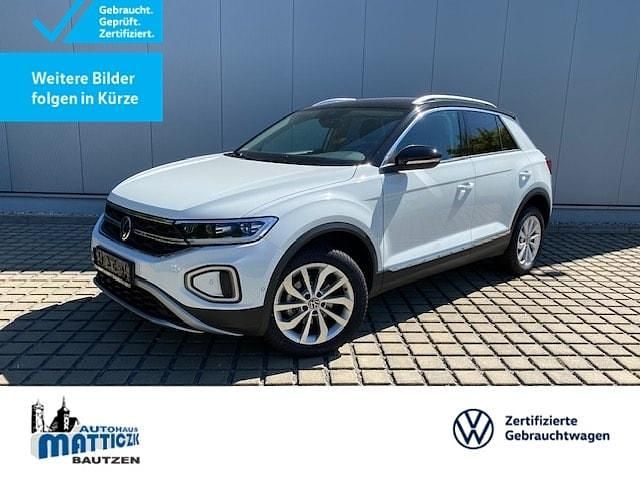 Pure white Gebraucht 2024 VW T-Roc Style SUV | 31.360 € (Fairer Preis) - Bild 1/4