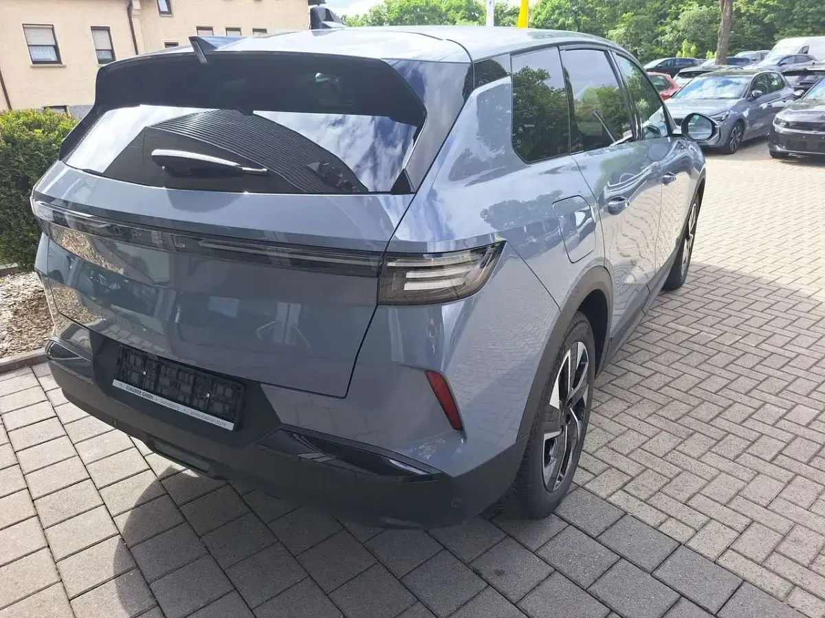 Neu Opel Grandland X 145 PS (106 kW) 2026 Grau SUV