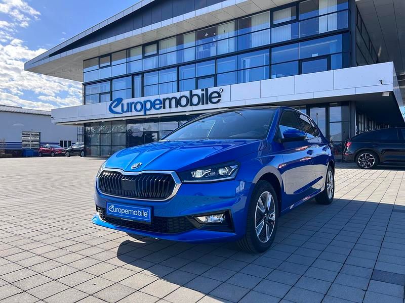 Gebraucht Skoda 110 R Dynamic 110 PS (80 kW) 2025 Race blau/blau Limousine
