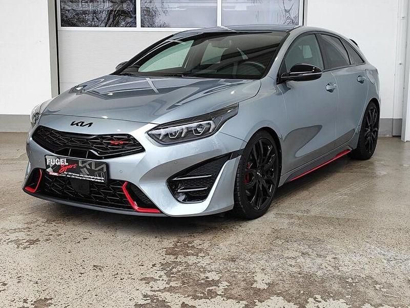 Gebraucht Kia ProCeed Comfort 204 PS (150 kW) 2022 (css) lunarsilber met. Kombi