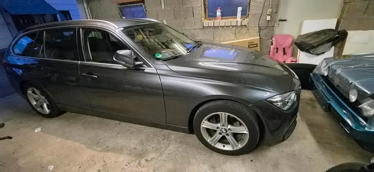Gebraucht BMW 320 184 PS (135 kW) 2017 Grau Kombi