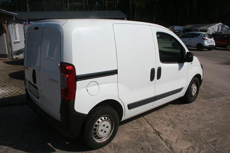 Gebraucht Peugeot Bipper Basis 73 PS (53 kW) 2009 Weiß Van / Kleinbus