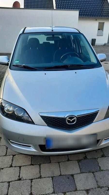 Gebraucht Mazda 2 80 PS (58 kW) 2009 Silber Kleinwagen