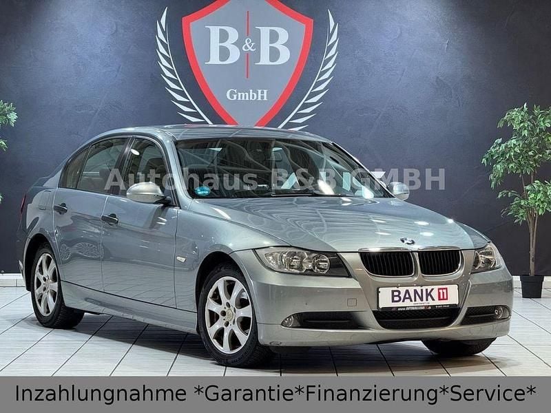 Arktis Gebraucht 2006 BMW 318 Sport Line Limousine | 2.990 € (Superpreis) - Bild 1/4