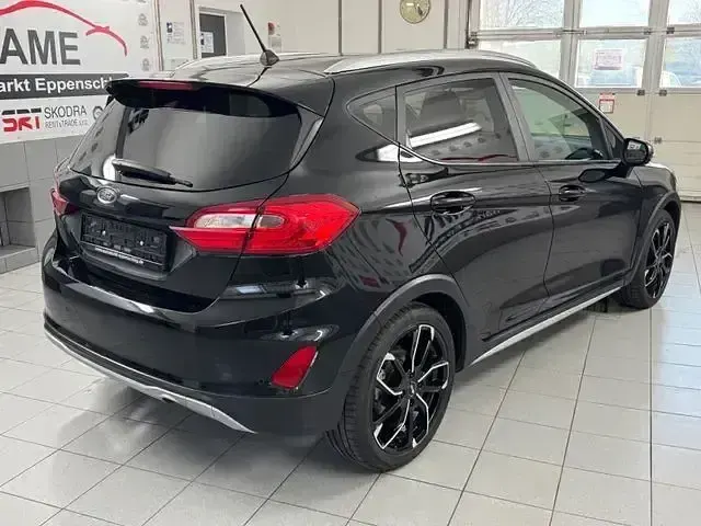 Gebraucht Ford Fiesta Active 140 PS (102 kW) 2018 Schwarz Kleinwagen