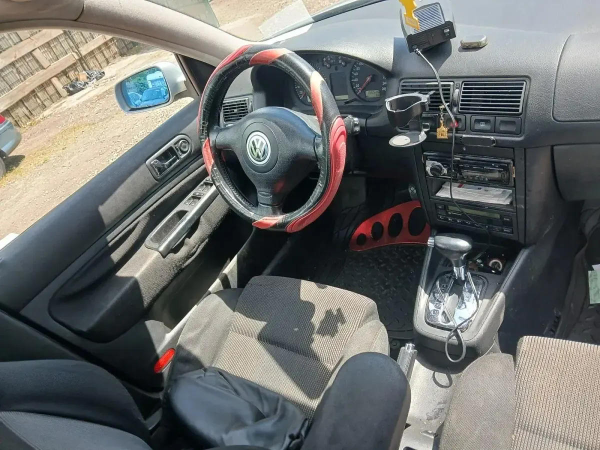 Gebraucht VW Golf III 75 PS (55 kW) 1998 Silber Kombi
