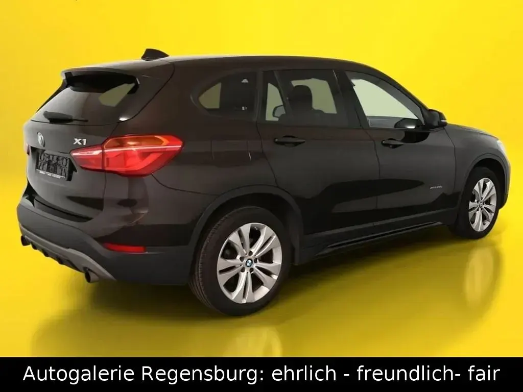 Gebraucht BMW X1 Sport Line 192 PS (141 kW) 2015 Schwarz SUV