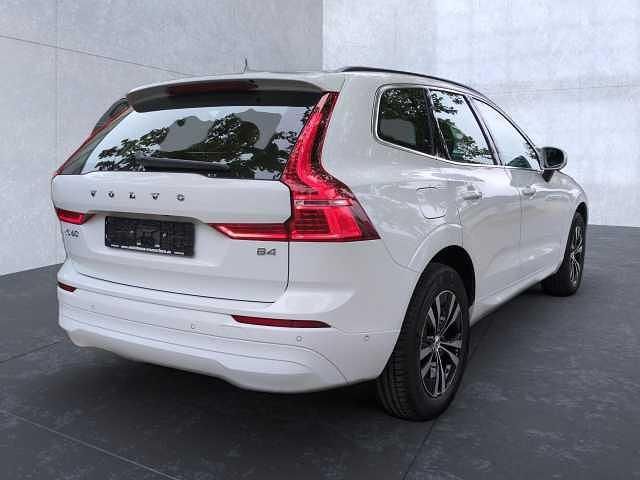 Gebraucht Volvo XC60 145 PS (106 kW) 2022 SUV