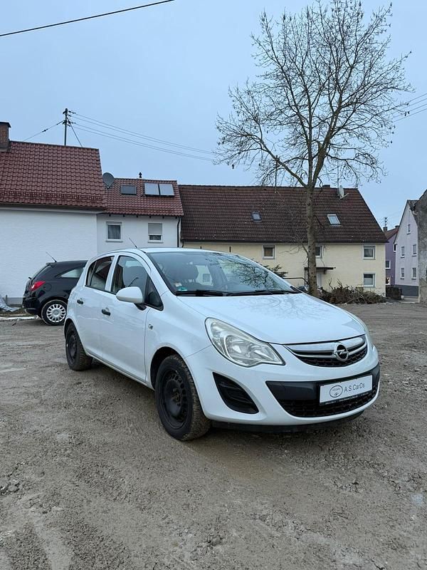 Gebraucht Opel Corsa 69 PS (50 kW) 2012 Weiß Kleinwagen