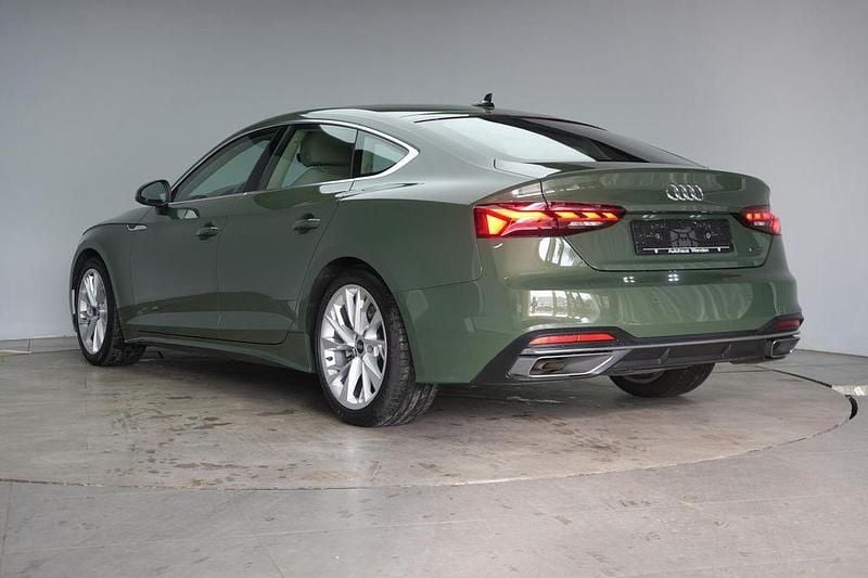 Gebraucht Audi A5 Advanced 265 PS (194 kW) 2022 District green Coupé