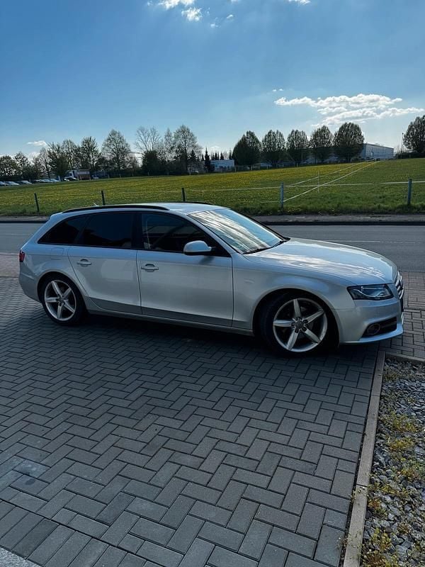 Second-hand Audi A4 Attraction 143 CP (105 kW) 2011 Argintiu Break