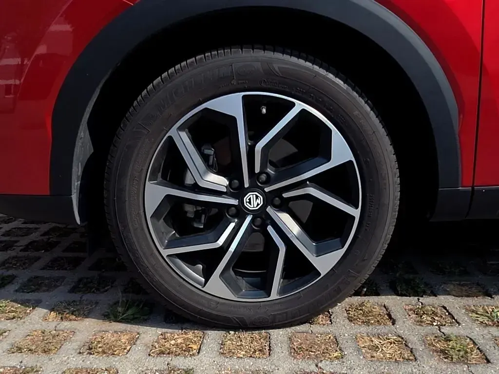 Gebraucht MG EHS Luxury 258 PS (189 kW) 2022 Rot SUV