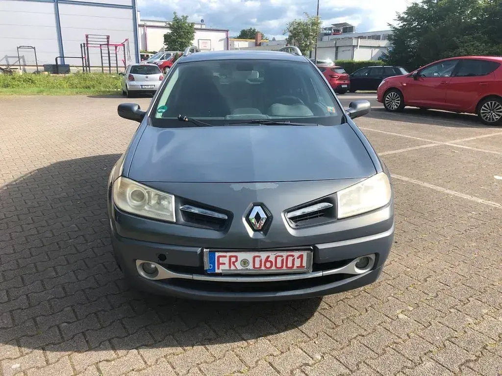 Occasion Renault Mégane Exception 131 ch (96 kW) 2008 Gris Berline