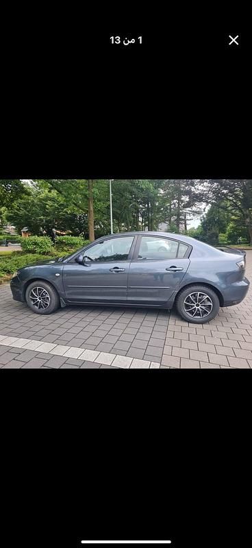 Grau Gebraucht 2009 Mazda 3 Limousine | 1.650 € (Guter Preis) - Bild 1/4